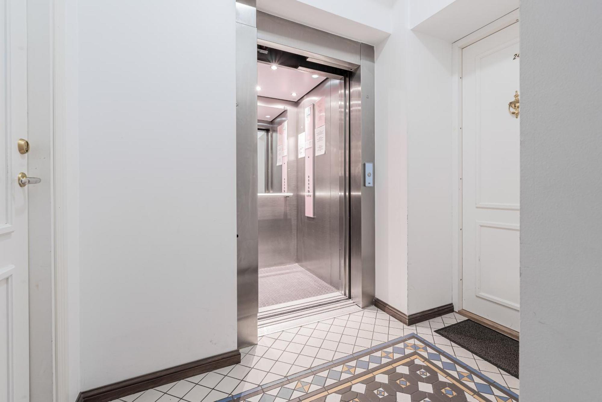 Yoga Residence Apartments Таллин Экстерьер фото